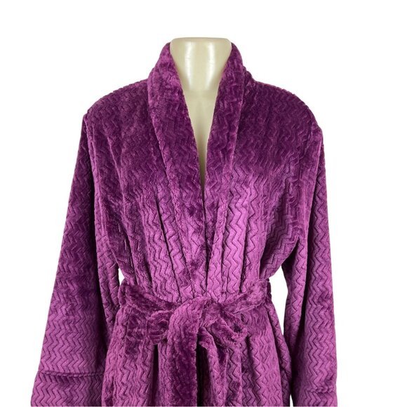 Chapter Club Womens Magenta Chevron Plush Bathrobe Size M/L - New - Picture 4 of 11